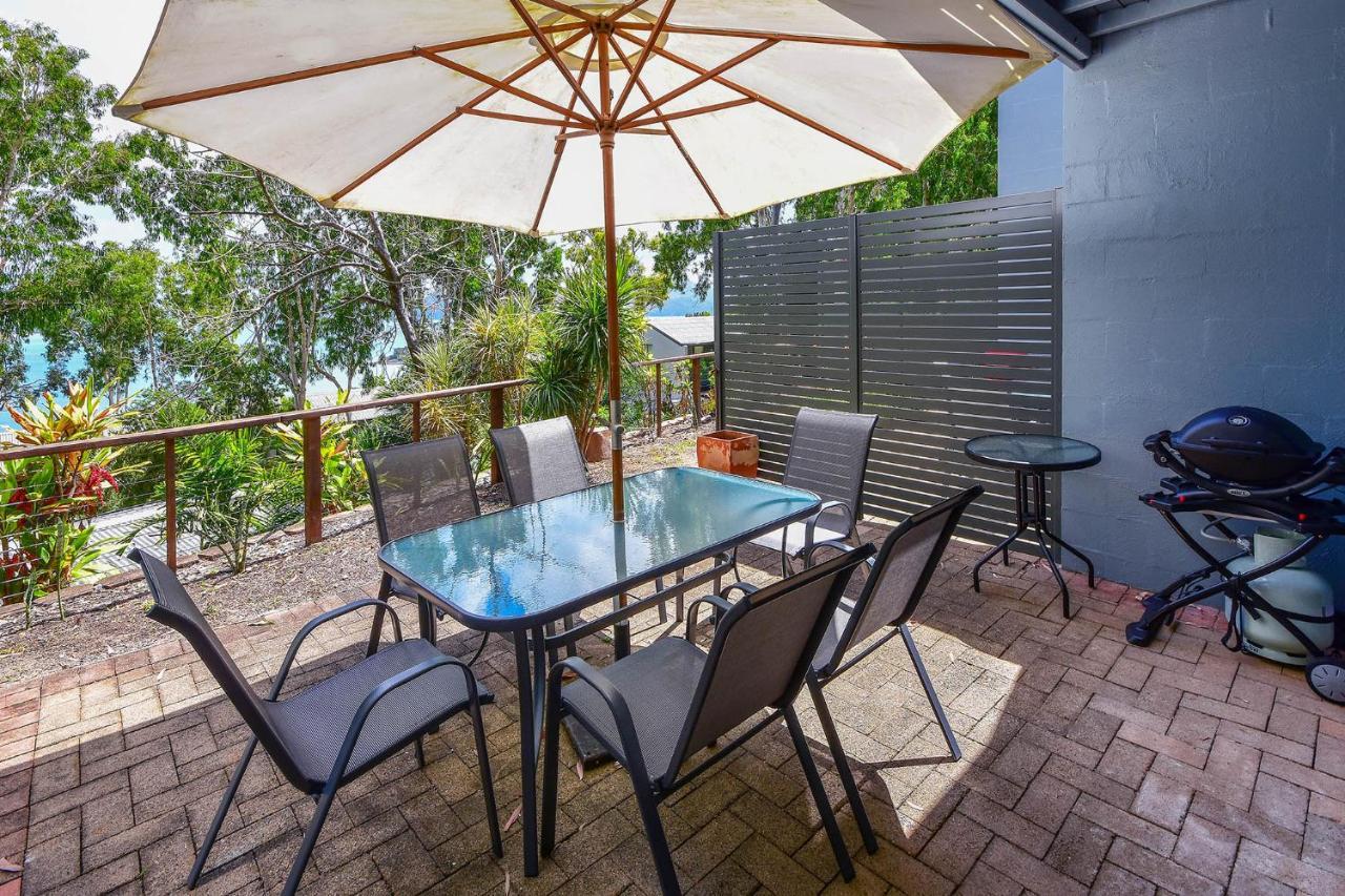 Two-Bedroom Apartment - Sunset Waters 05