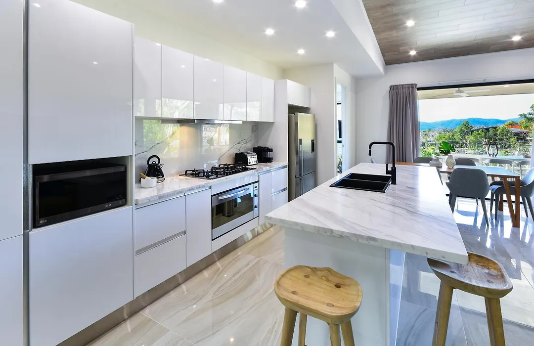 Hidden Cove On Hamilton Island By Hiha-1