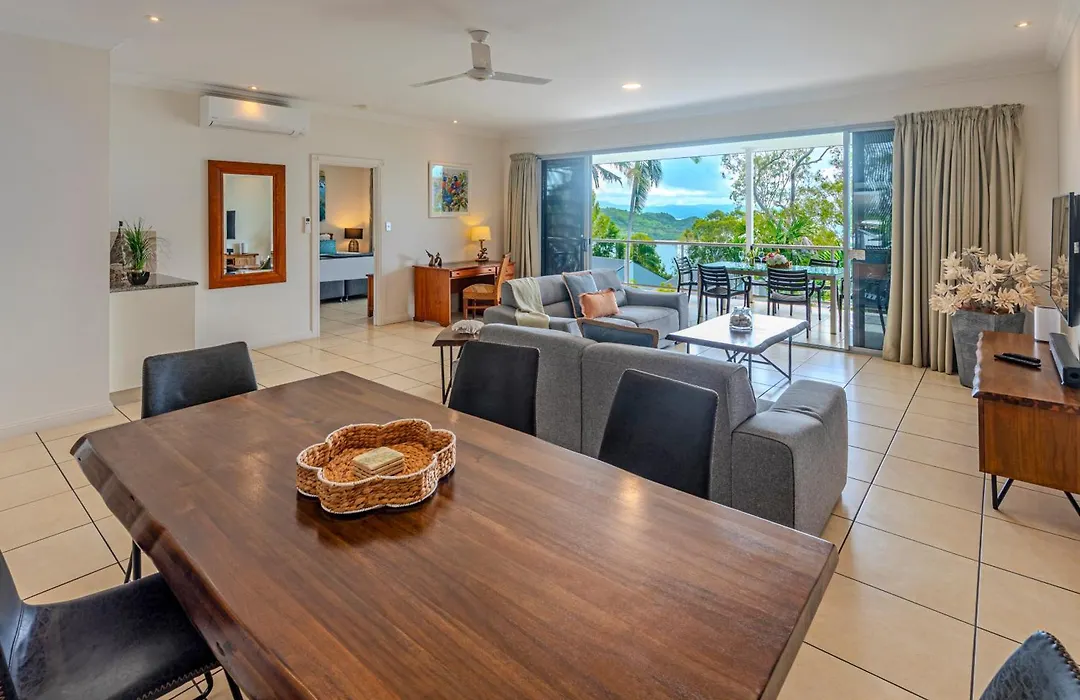 Blue Water Views On Hamilton Island By Hiha-1