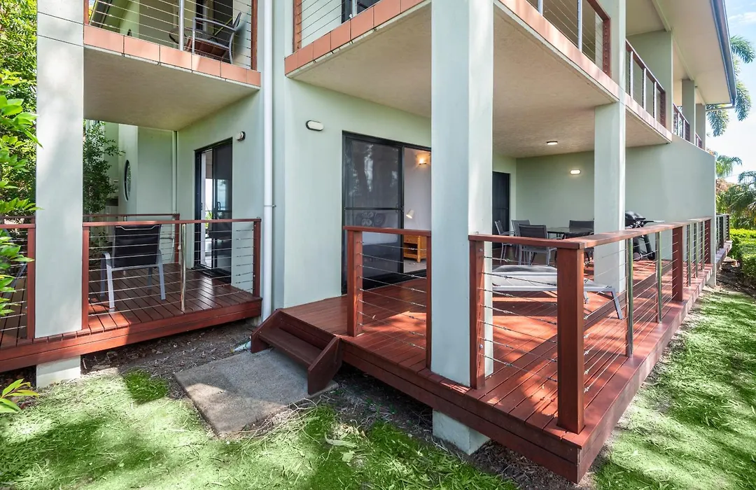 Compass Point On Hamilton Island By Hiha-1