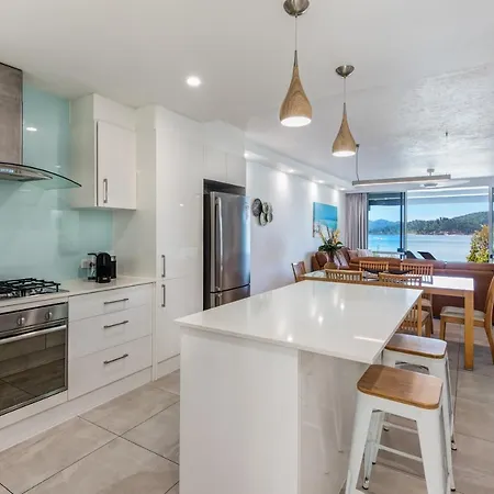 Frangipani Apartments On Hamilton Island By Hiha-3
