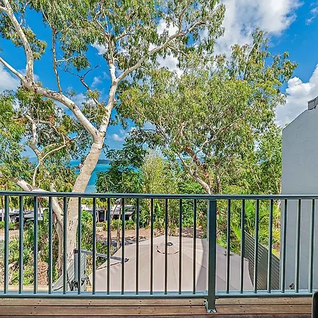 Sunset On Hamilton Island - 2 Bedroom Apartment With Views And Buggy-3