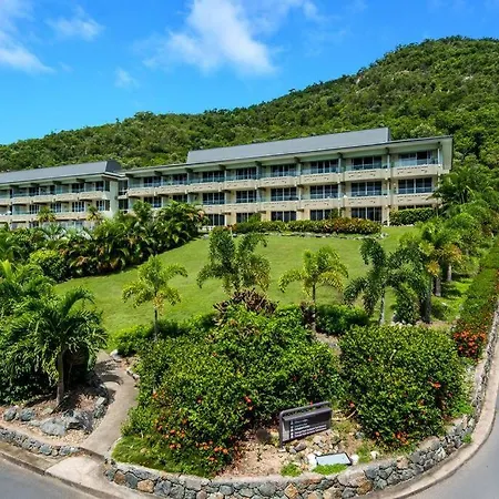 Hibiscus 207 & Free Buggy - Hamilton Island-2