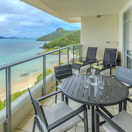 Beachfront Hamilton Island-2