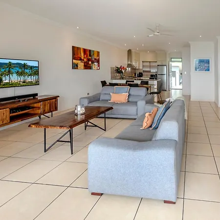 Blue Water Views On Hamilton Island By Hiha-2