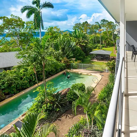 Blue Water Views On Hamilton Island By Hiha-3