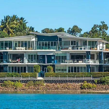 Pavillions On Hamilton Island By Hiha-3