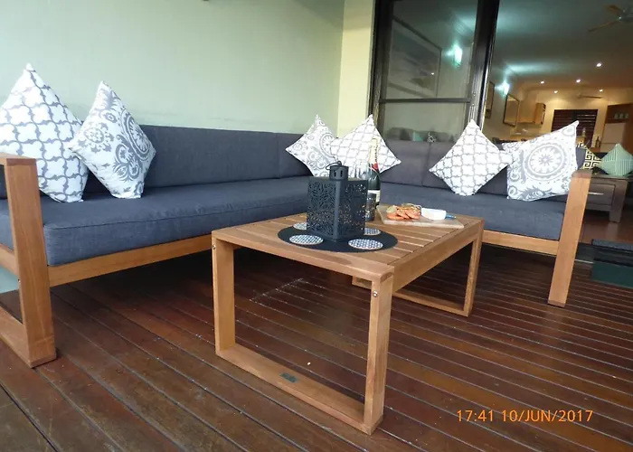 Compass Point 8 Apartment Hamilton Island