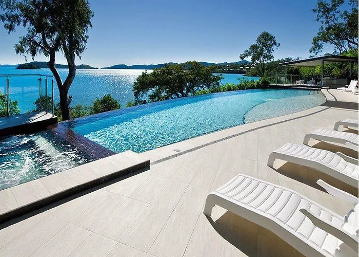 Shorelines Hamilton Island