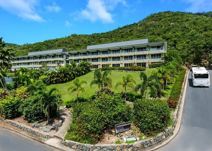 Hibiscus 207 & Free Buggy - Hamilton Island Apartment