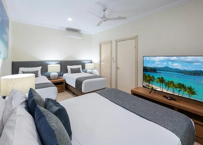 Blue Water Views Apartments Hamilton Island