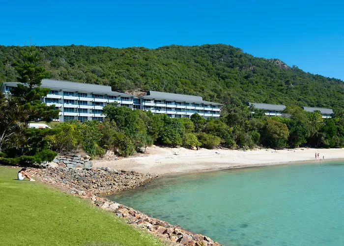 Lagoon Apartments On Hamilton Island By Hiha
