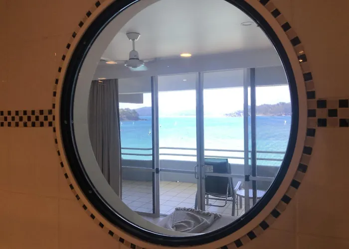 Frangipani 206 Beachfront Apartment Hamilton Island