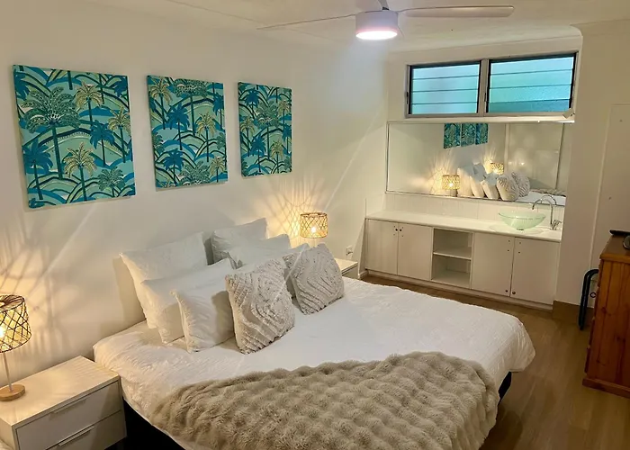 Hamilton Island Poinciana 008 Ground Floor 2Bedrooms Free Buggy