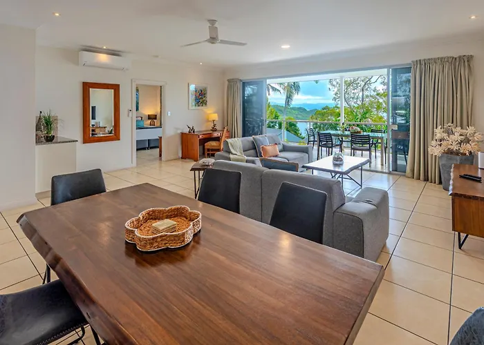 Blue Water Views On Hamilton Island By Hiha Apartment
