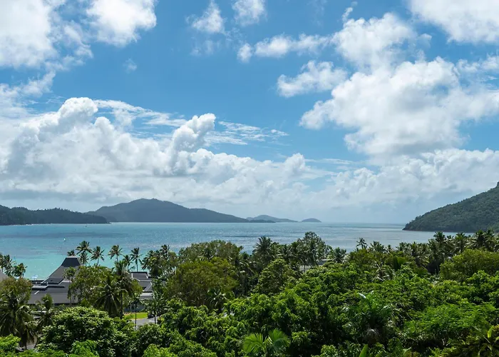 Poinciana Lodge - 2 Bedroom - On Hamilton Island By Hiha
