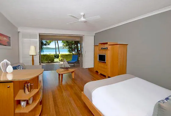 Beach Club Resort Hamilton Island